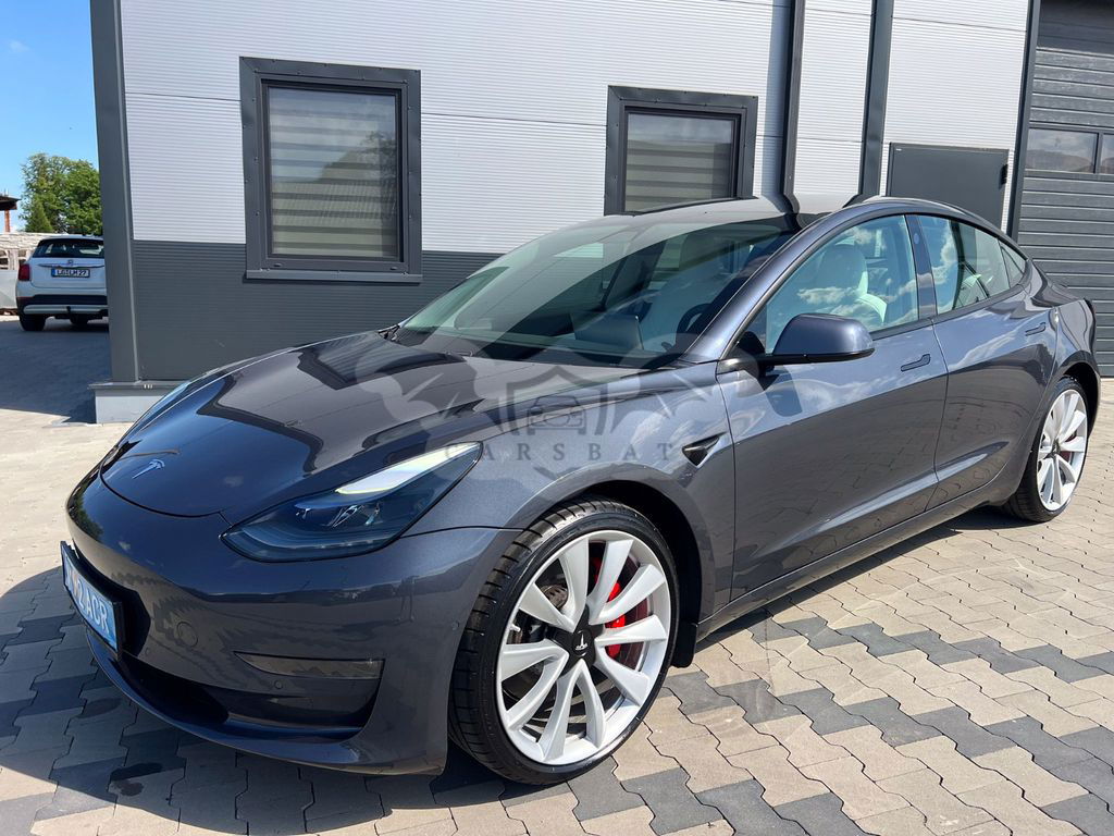 Tesla Model 3 2021