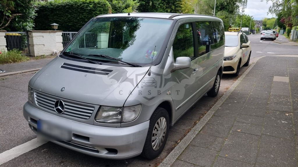 Mercedes-Benz V 220 2001