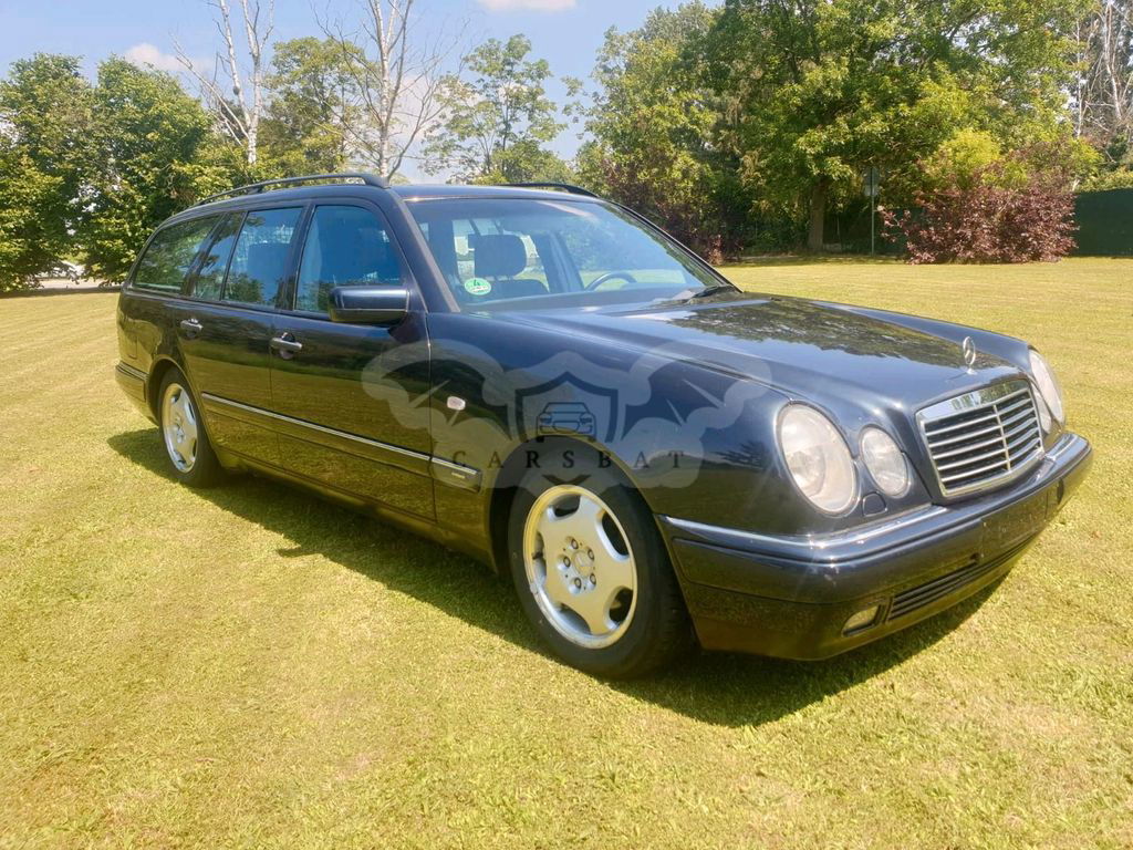 Mercedes-Benz V 230 1996