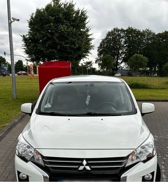 Mitsubishi Space Star 2023
