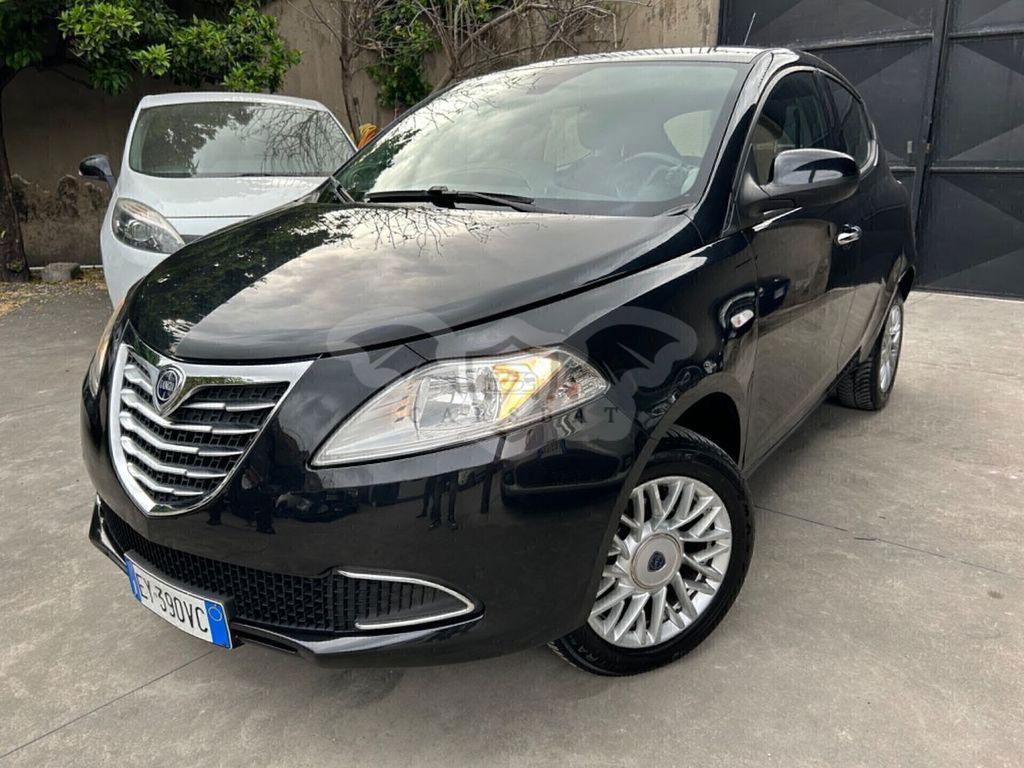 Lancia Ypsilon 2015