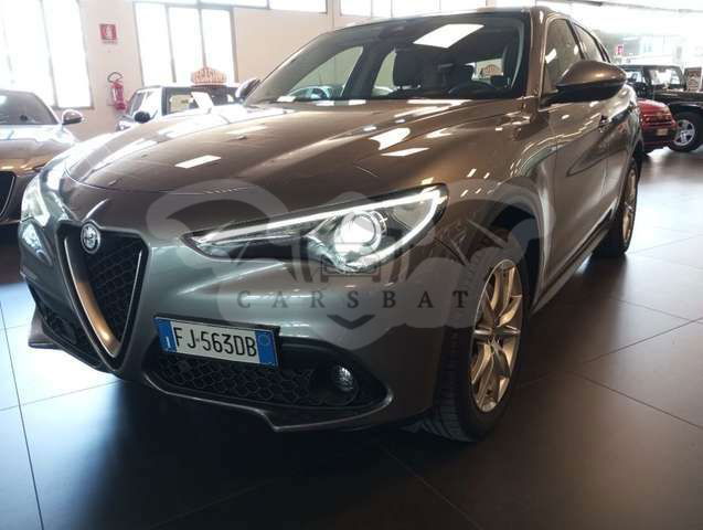 Alfa Romeo Stelvio 2017