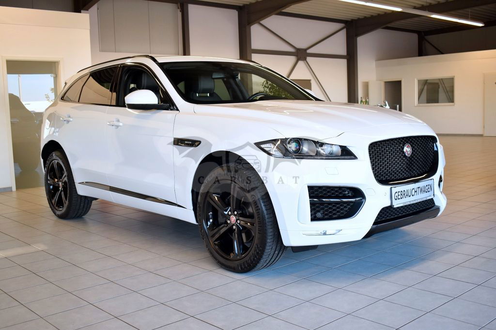Jaguar F-Pace 2017