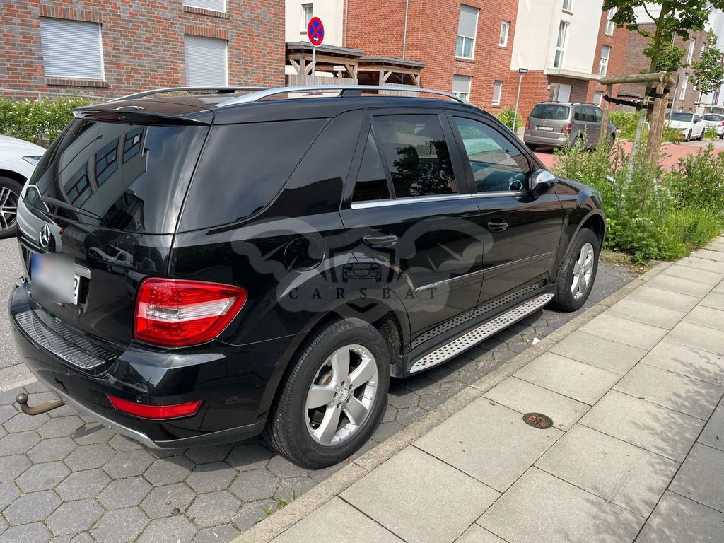 Mercedes-Benz 350 2010