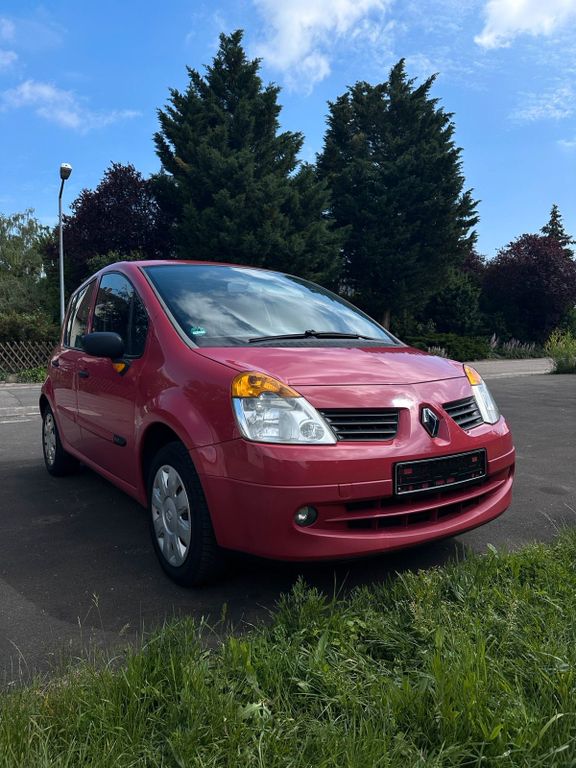 Renault Grand Modus 2005