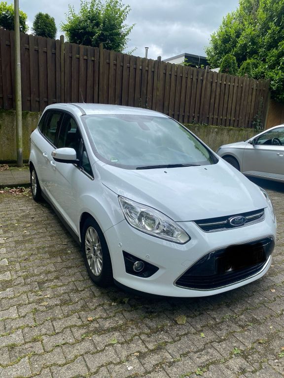 Ford Grand C-Max 2011