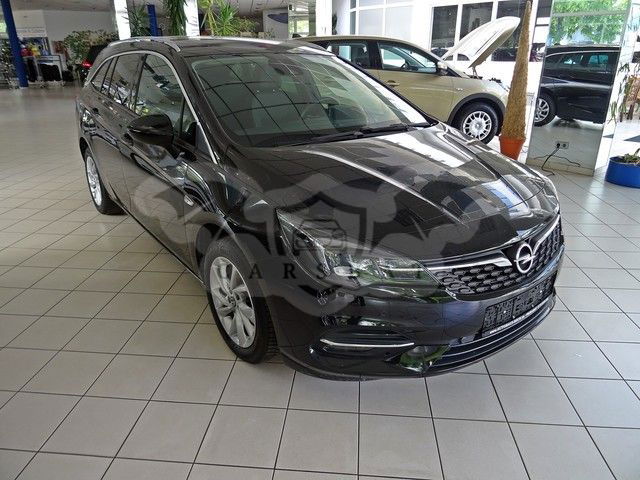Opel Astra 2022