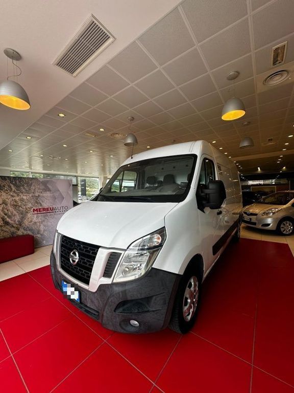 Nissan NV400 2014