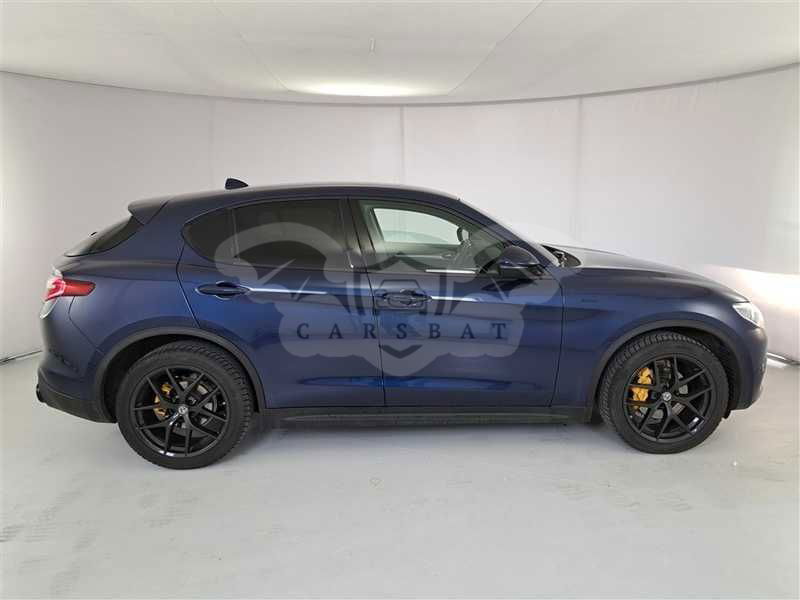 Alfa Romeo Stelvio 2021