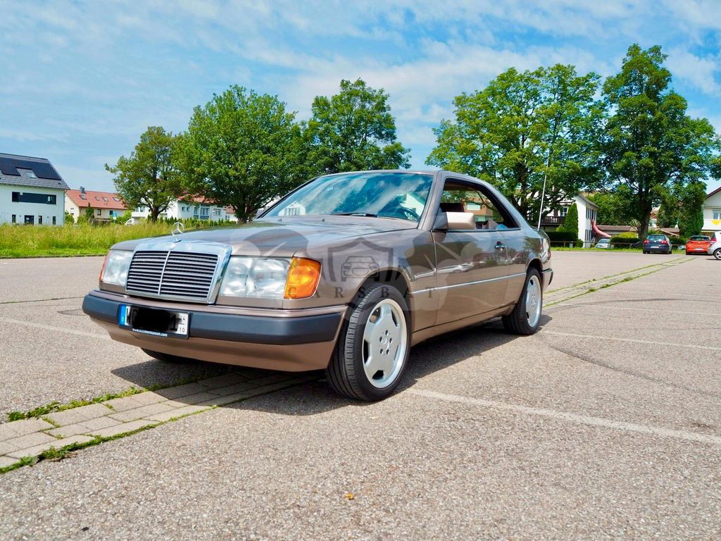 Mercedes-Benz CE 230 1991