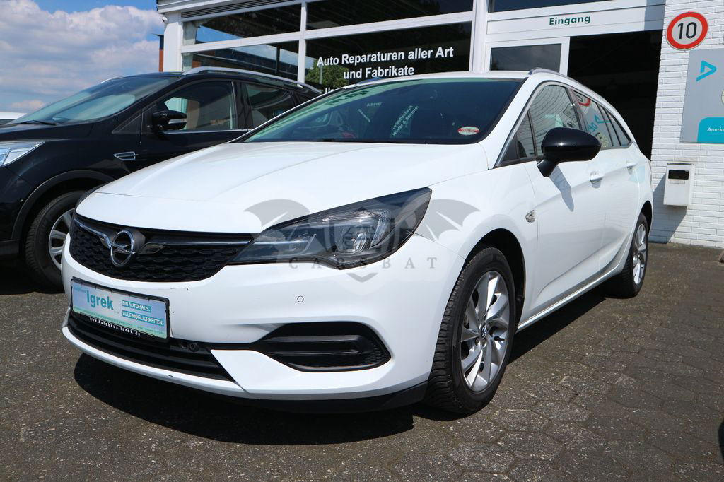 Opel Astra 2021
