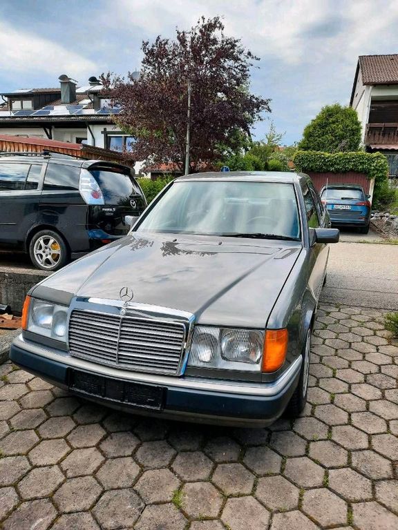 Mercedes-Benz 250 1991