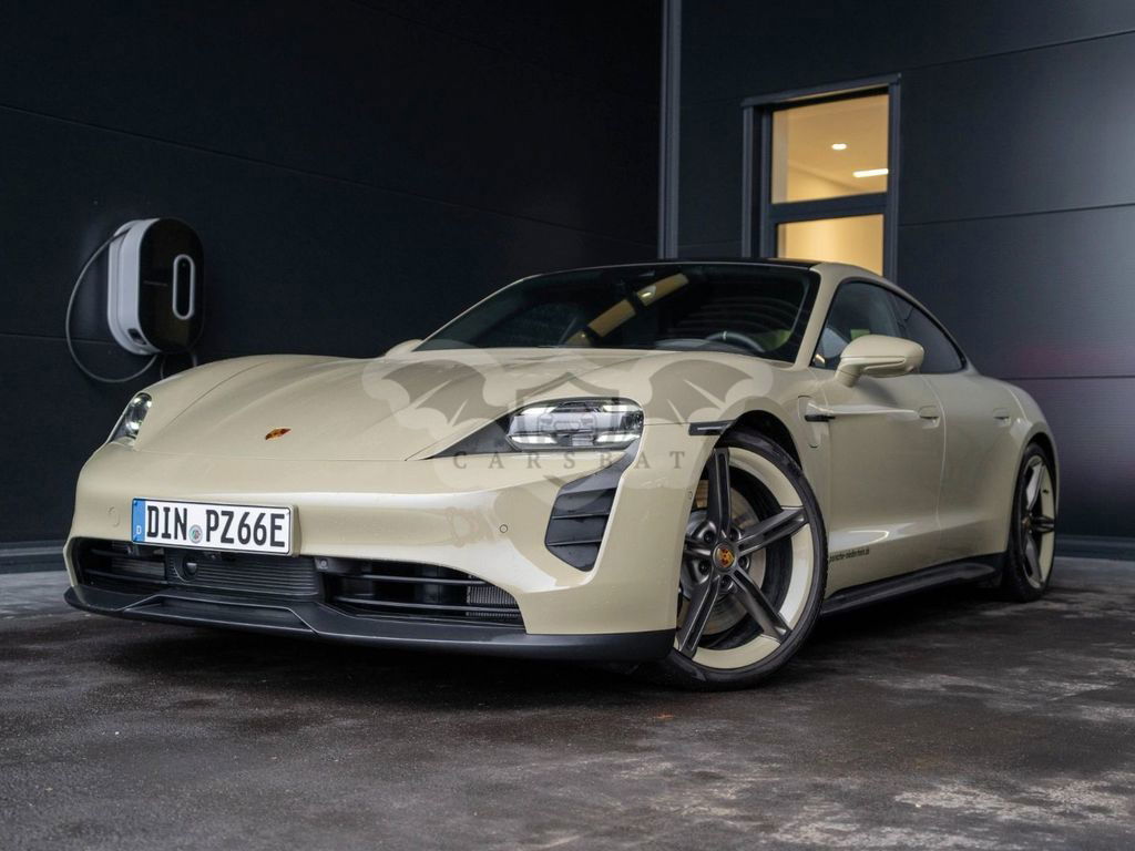 Porsche Taycan 2023