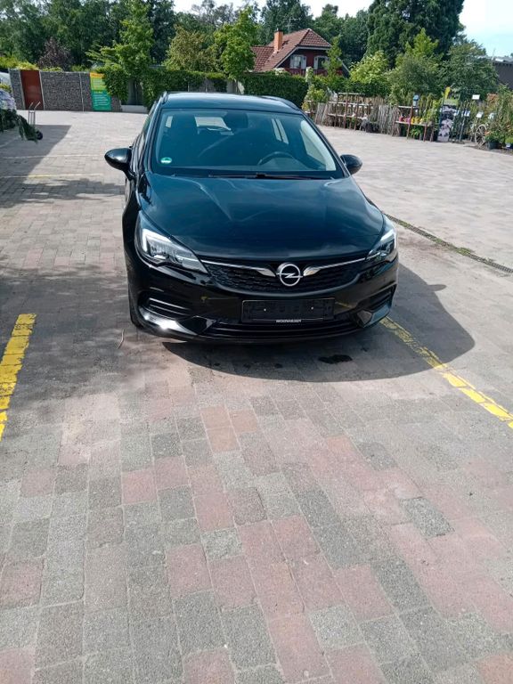 Opel Astra 2020