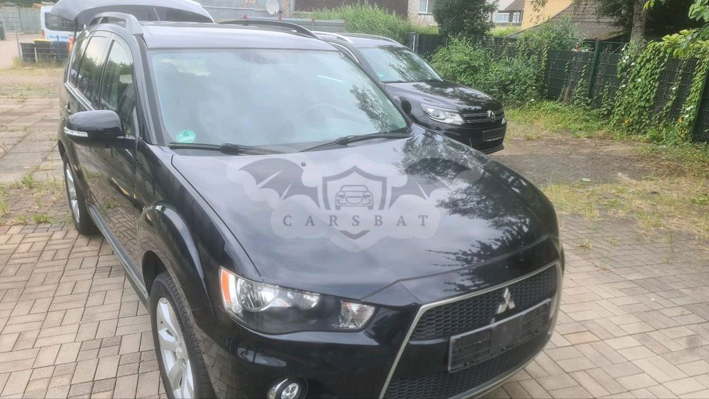 Mitsubishi Outlander 2011