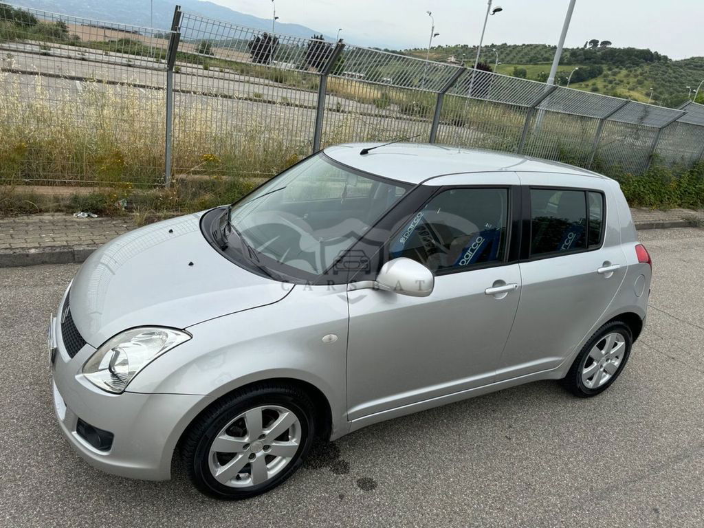 Suzuki Swift 2010