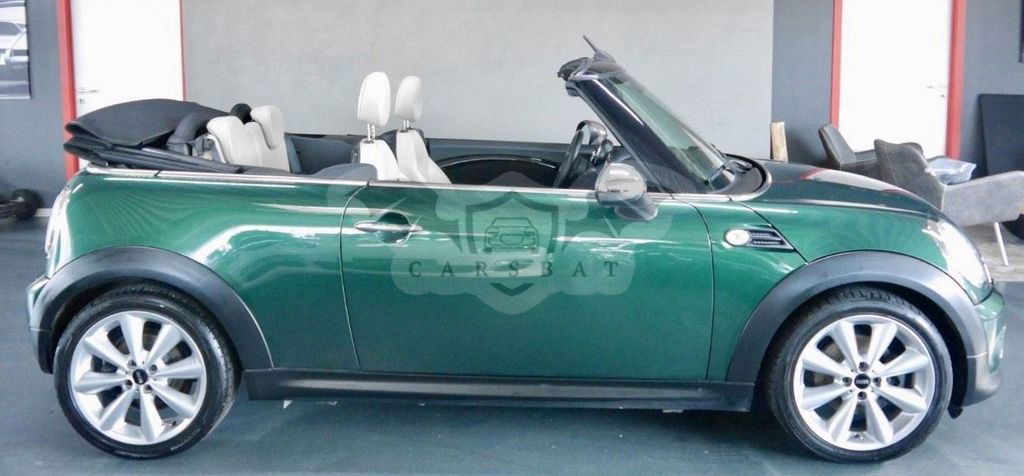 Mini Cabrio 2012