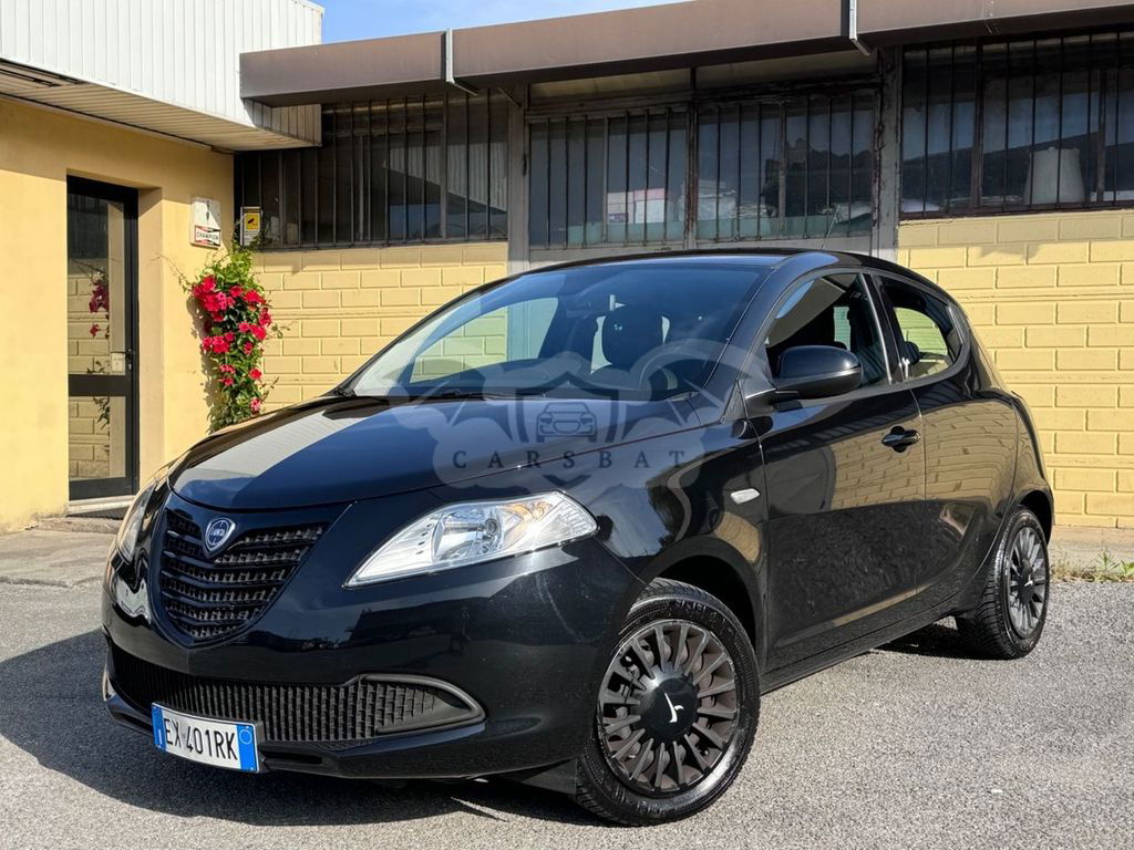 Lancia Ypsilon 2014