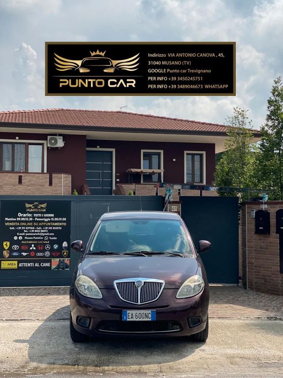 Lancia Ypsilon 2010