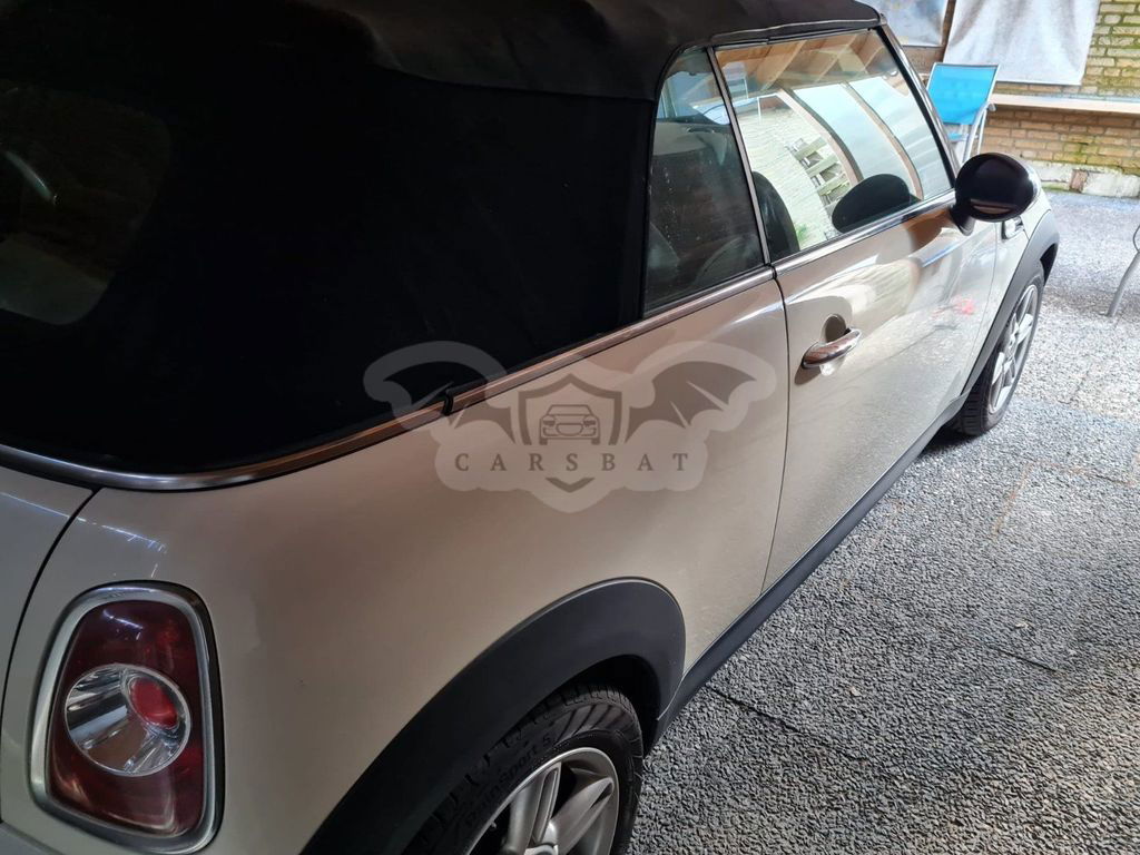 Mini Cabrio 2012