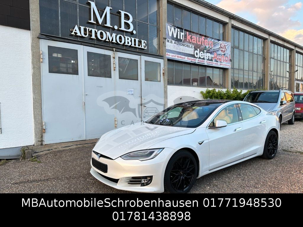 Tesla Model S 2020