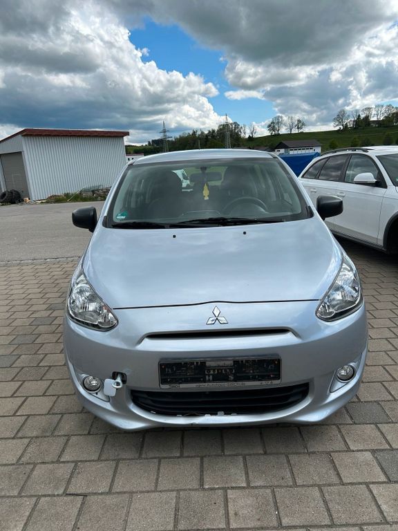 Mitsubishi Space Star 2016