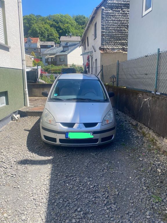 Mitsubishi Colt 2006