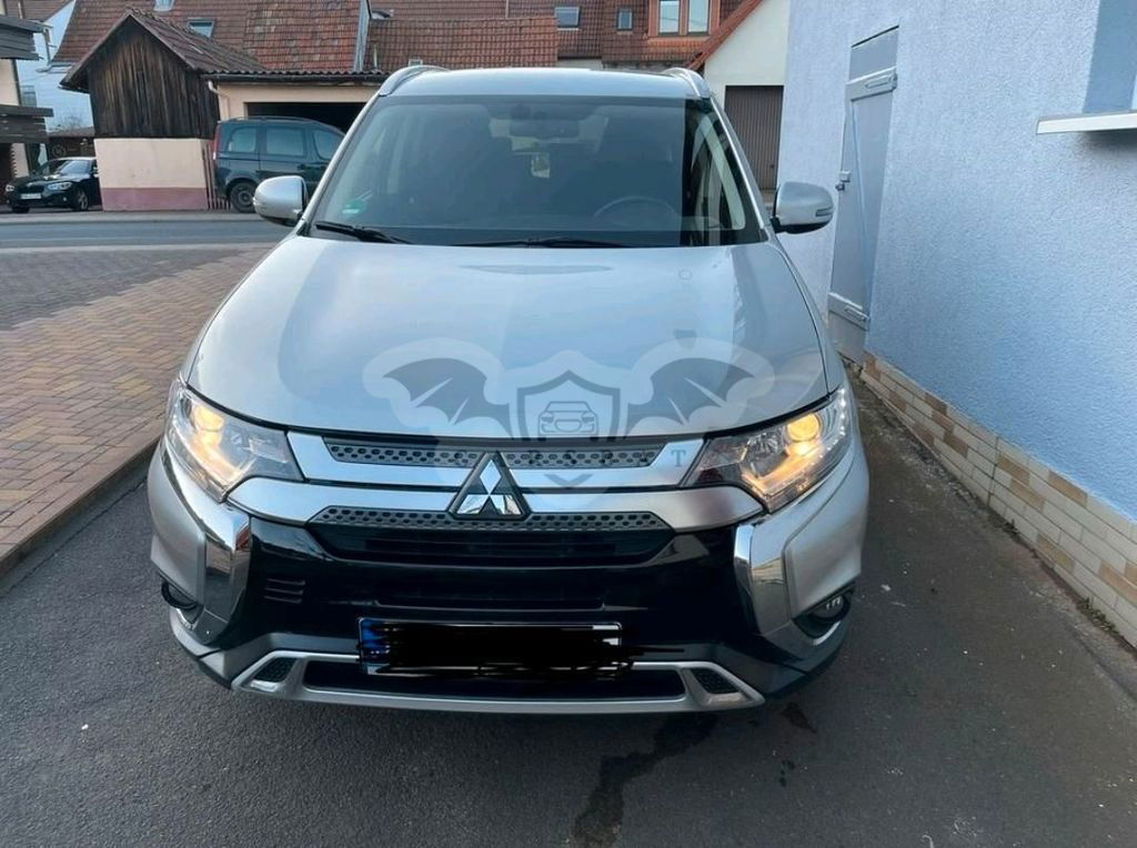 Mitsubishi Outlander 2020