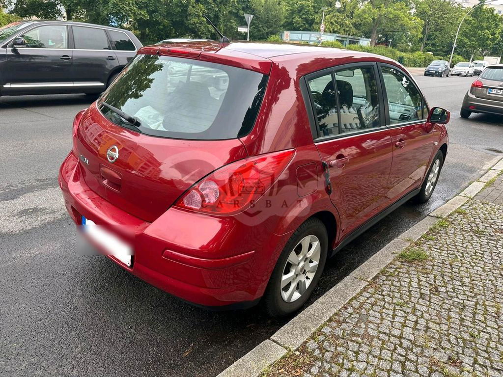 Nissan Tiida 2010