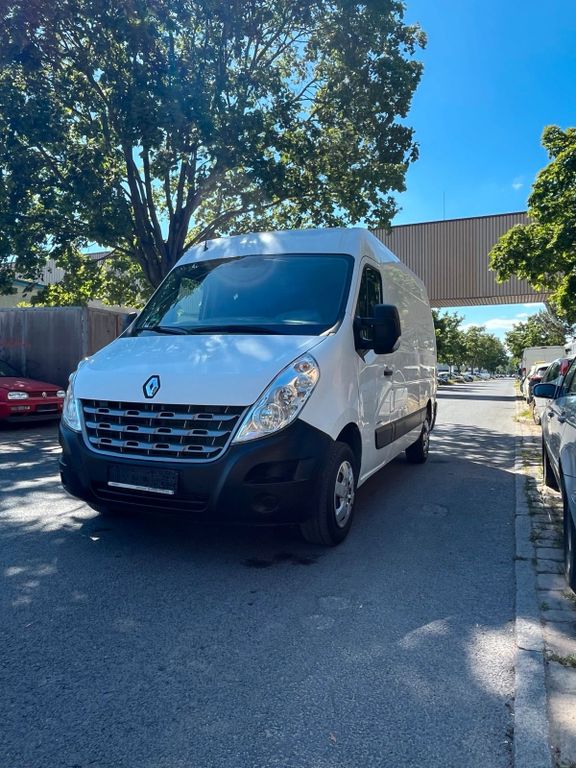 Renault Master 2012