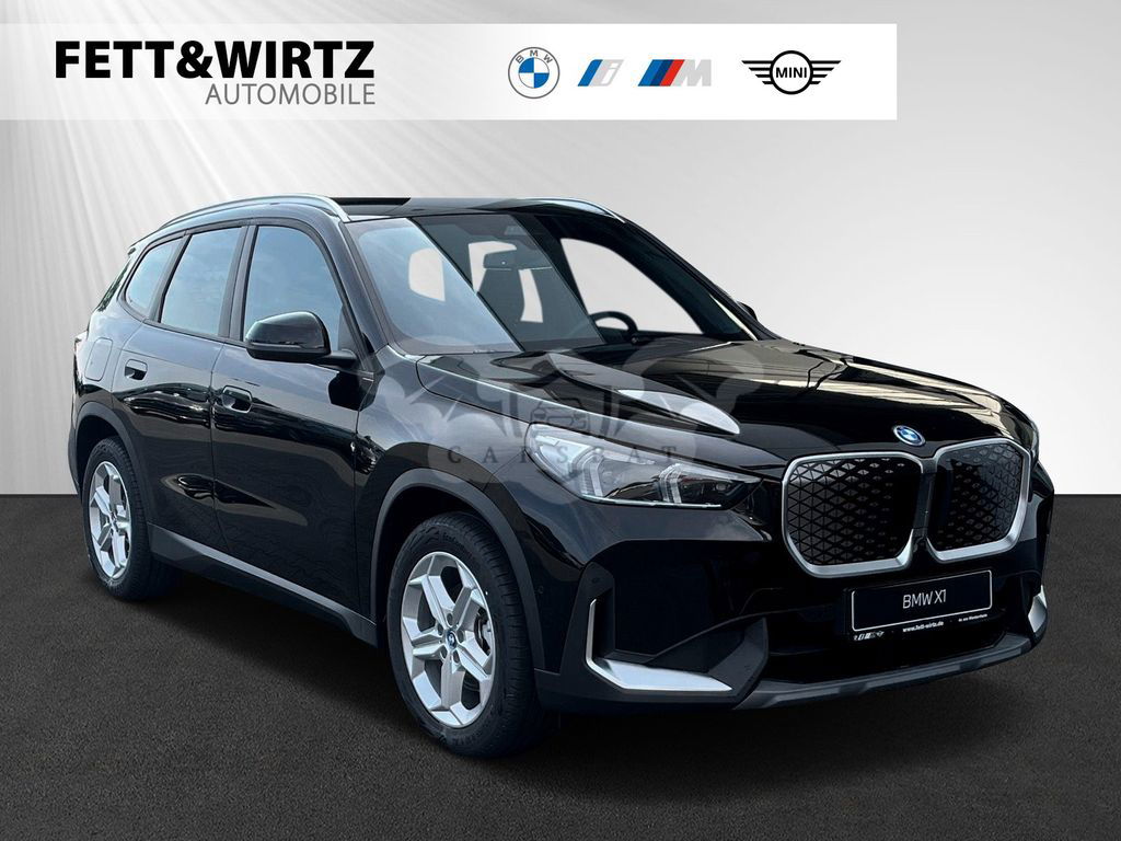 BMW iX1 2024