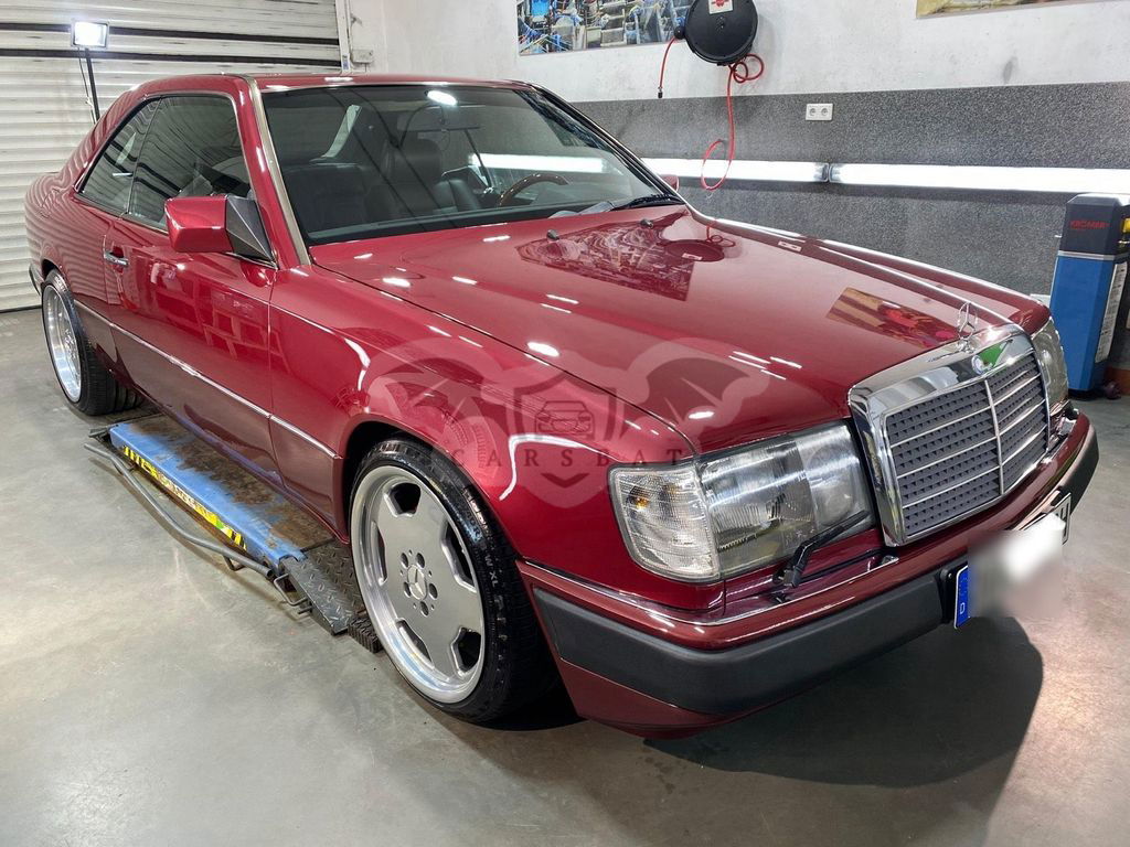 Mercedes-Benz CE 300 1990