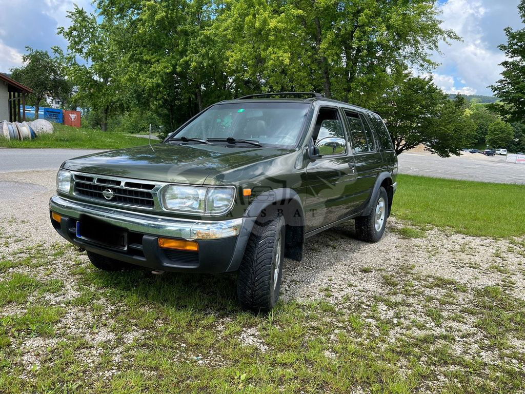 Nissan Pathfinder 1998
