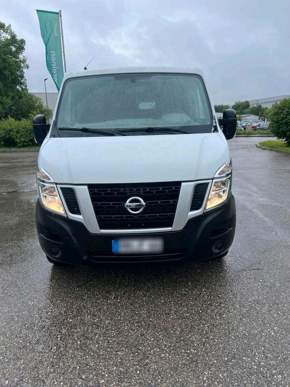 Nissan NV400 2015