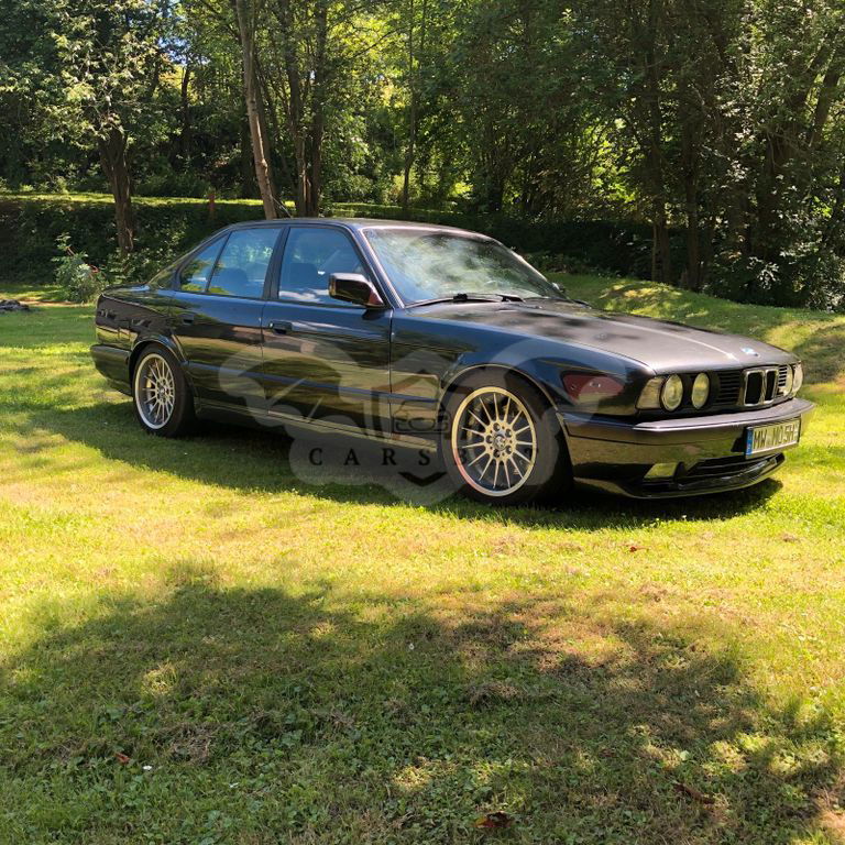 BMW M5 1990