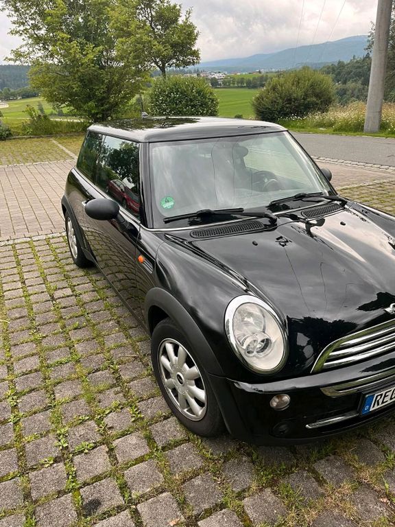 Mini One 2005