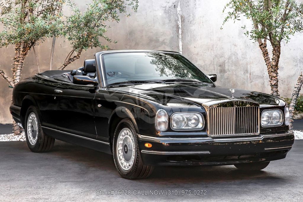 Rolls-Royce Corniche 2000