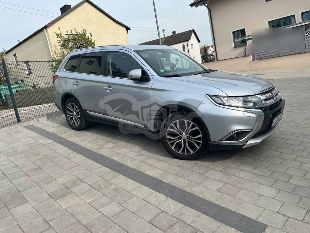 Mitsubishi Outlander 2016