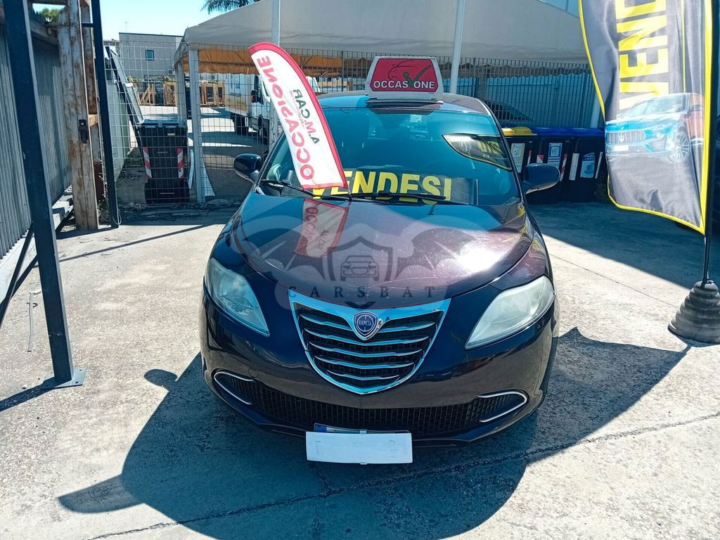 Lancia Ypsilon 2011
