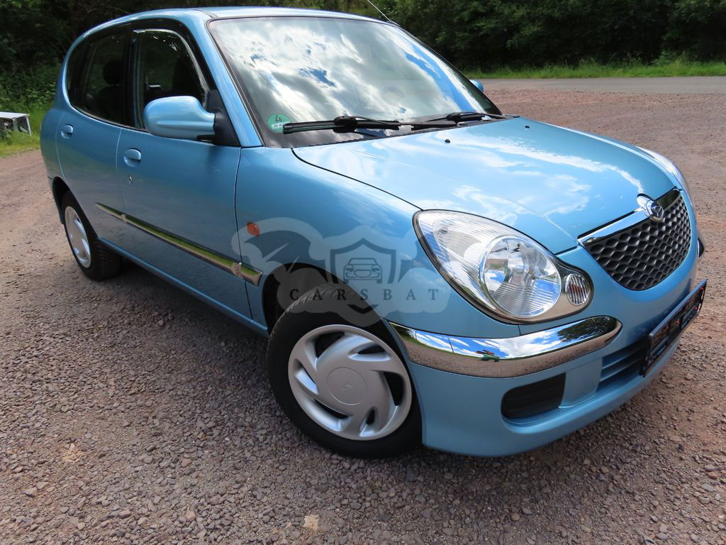 Daihatsu Sirion 2002