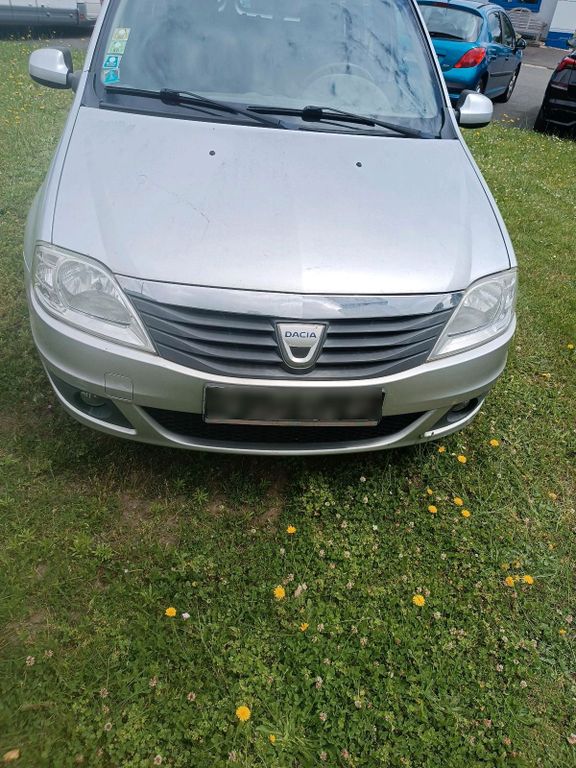 Dacia Logan 2011