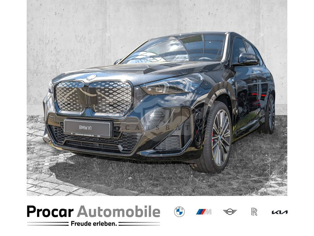BMW iX1 2024