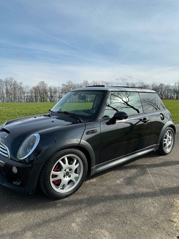 Mini John Cooper Works 2006