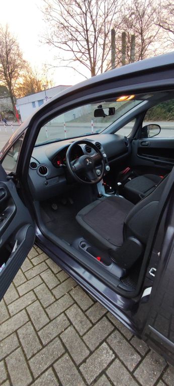Mitsubishi Colt 2006