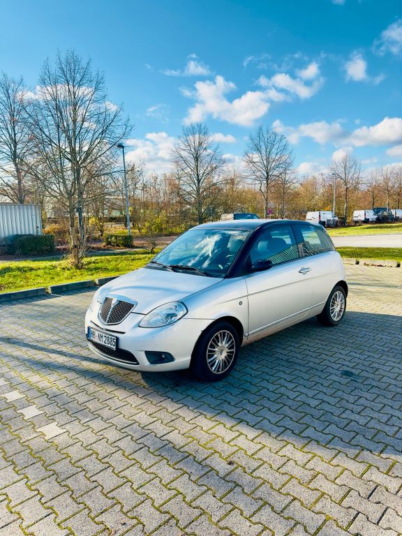 Lancia Ypsilon 2008