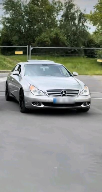 Mercedes-Benz 350 2005