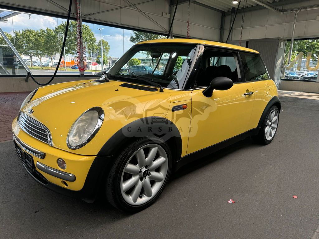 Mini One 2004