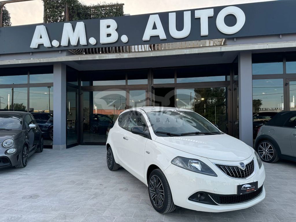 Lancia Ypsilon 2022