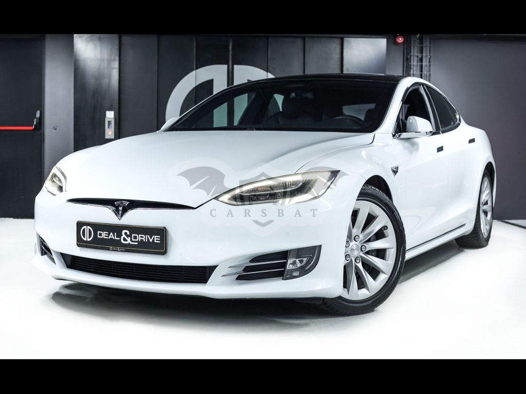 Tesla Model S 2020