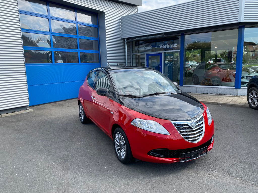 Lancia Ypsilon 2012